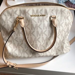 Authentic Michael Kors Handbag & zip Wallet